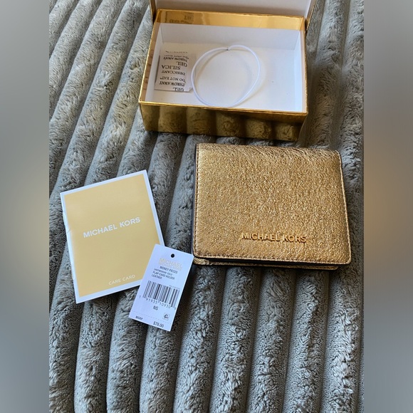 NWT Michael Kors gold wallet - Picture 11 of 12